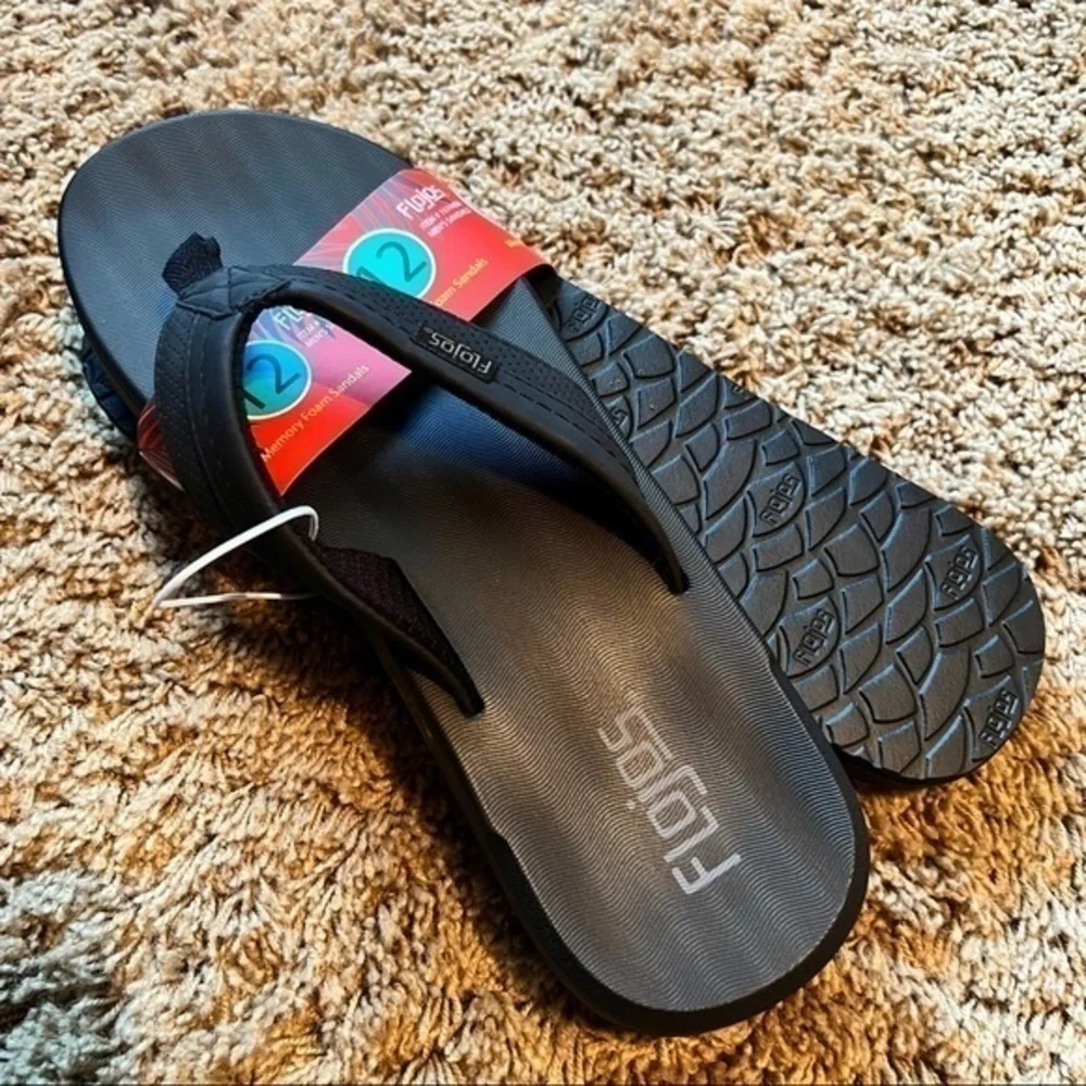 💚NWT! Men’s size 12 black FloJos flip flop sandals